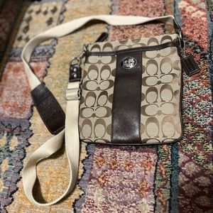 Coach Sutton Swingpack Crossbody #43976 Brown and Pink Canvas Vintage Y2K